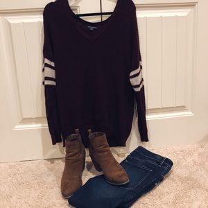 American Eagle Sweater